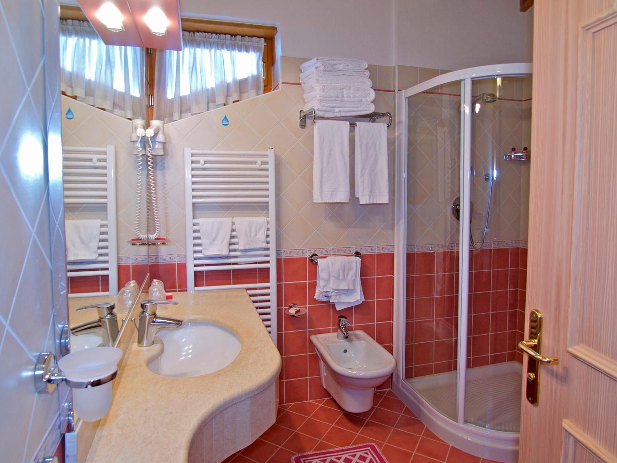 Hotel Madonna Delle Nevi Folgarida Eksteriør bilde