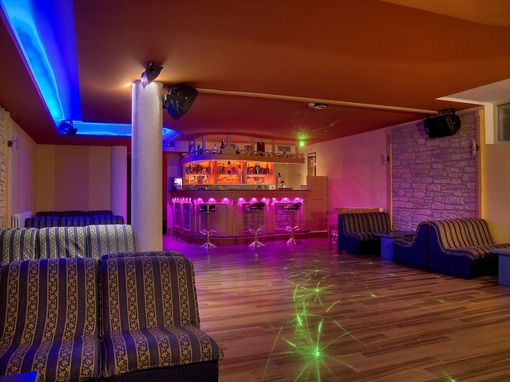 Hotel Madonna Delle Nevi Folgarida Eksteriør bilde